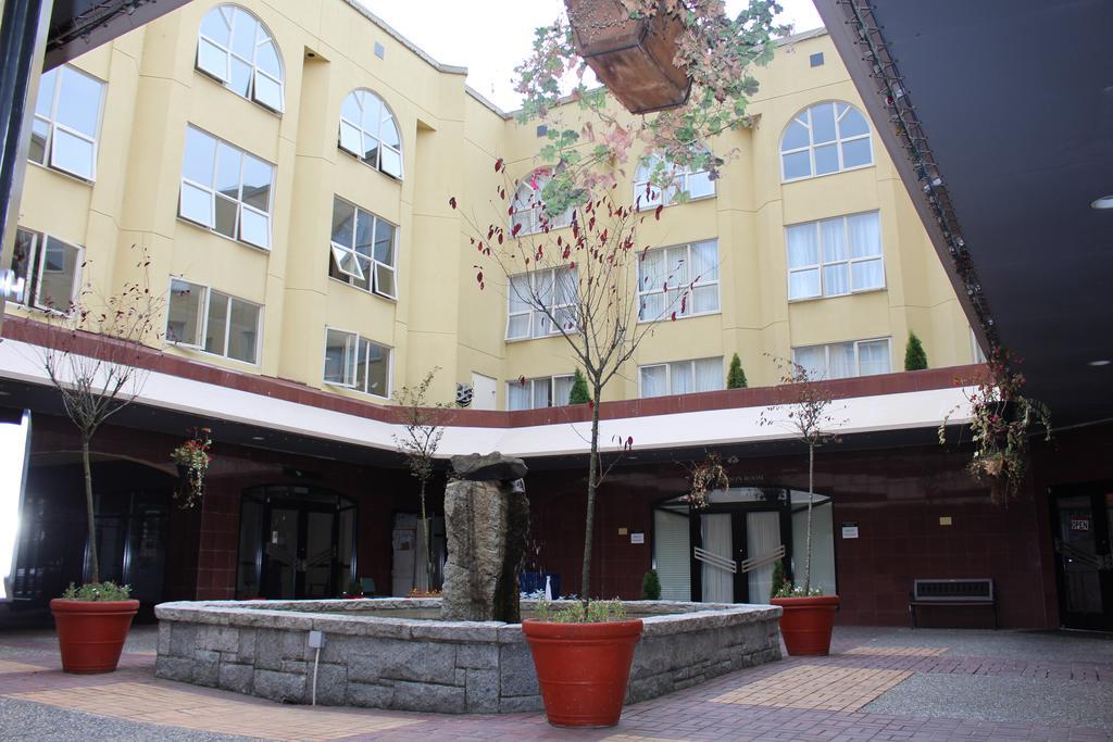 Harrison Lake Hotel Гаррісон-Гот-Спрингс Екстер'єр фото